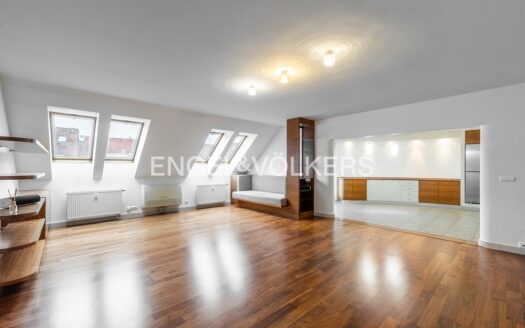 Pronájem Byty 4+1 Praha Slavníkova 194 m²