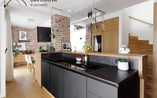 Prodej bytu 3+kk, 122 m² – Praha, Libeň, ulice Novovysočanská