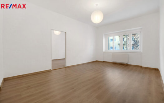 Pronájem Byty 2+1 Praha Biskupcova 48 m²