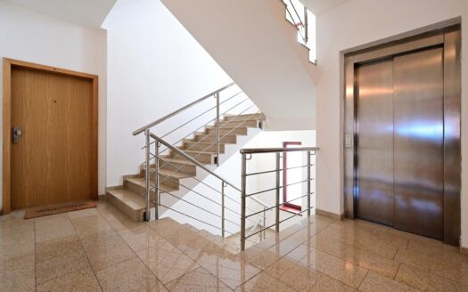 Pronájem Garážová stání,  m² – Praha, Vinohrady, ulice