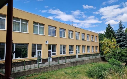 Pronájem Komerční Kanceláře Praha Hartigova 16 m²