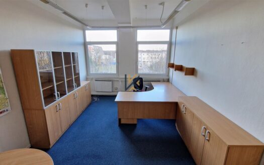 Pronájem Komerční Kanceláře Praha Podnikatelská 30 m²