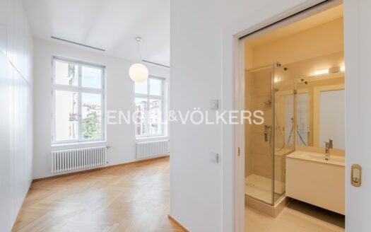 Pronájem bytu 4+kk, 193 m² – Praha, Malá Strana (Újezd), ulice Zborovská
