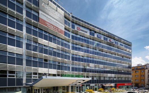 Pronájem Komerční Kanceláře Praha Kubánské náměstí 60 m²