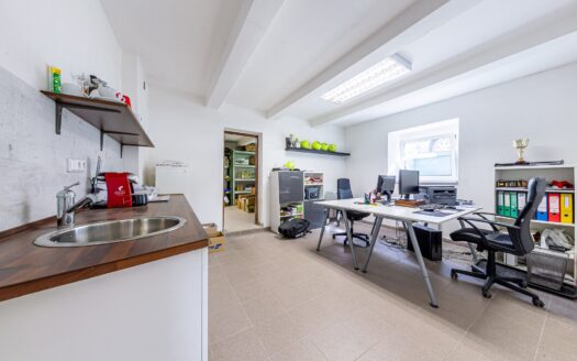 Prodej Komerční Kanceláře Praha Žitavského 48 m²