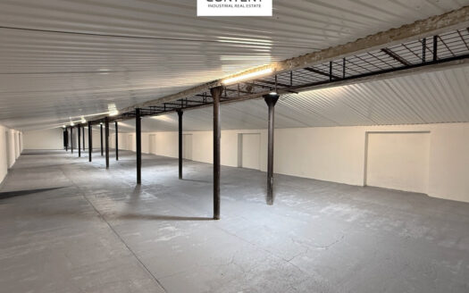 Pronájem Komerční Skladové prostory Praha K Říčanům 888 m²