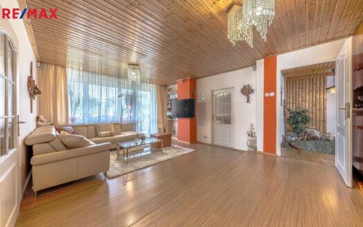 Prodej Domy Rodinné domy Praha Novozámecká 231 m²