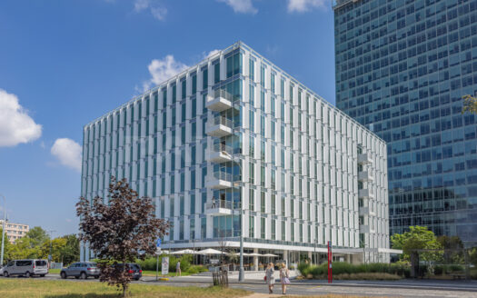 Pronájem Komerční Kanceláře Praha Hvězdova 276 m²