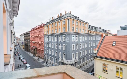 Pronájem Komerční Kanceláře Praha Politických vězňů 117 m²