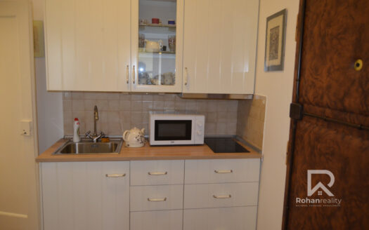 Pronájem Komerční Kanceláře Praha 28. pluku 16 m²