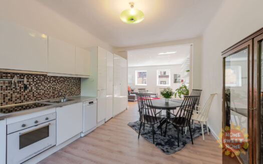 Pronájem Domy Rodinné domy Praha Sedlecká 200 m²