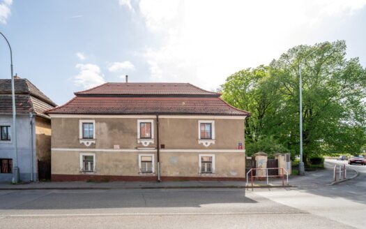 Prodej Domy Rodinné domy Praha Karlštejnská 130 m²