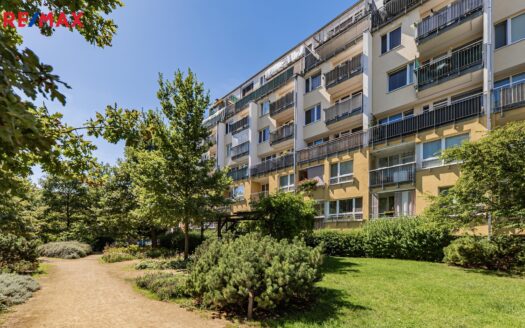 Prodej Byty 2+kk Praha Zakšínská 51 m²
