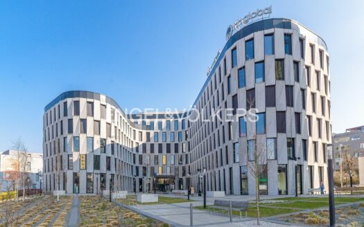 Pronájem Komerční Kanceláře Praha Evropská 743 m²