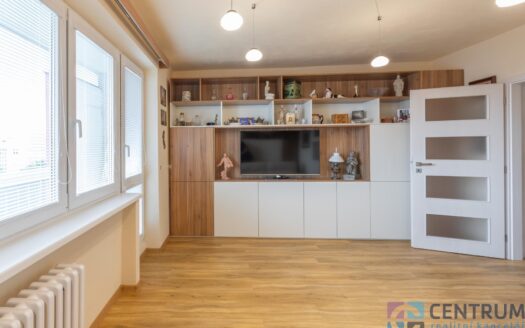 Prodej Byty 4+kk Praha Měchenická 73 m²