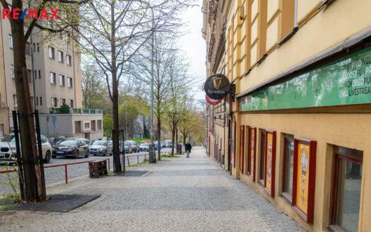 Pronájem Komerční Restaurace Praha Korunní 207 m²