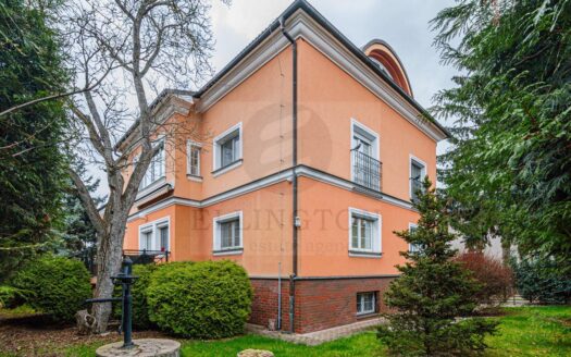 Prodej Domy Rodinné domy Praha Kálmánova 715 m²