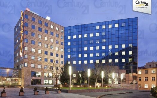 Pronájem Komerční Kanceláře Praha Pobřežní 79 m²