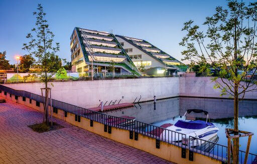 Pronájem Komerční Obchody Praha Boudníkova 258 m²