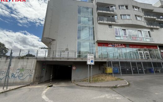 Prodej Garážová stání, 12 m² – Praha, Stodůlky, ulice Petržílkova