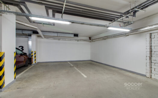 Pronájem Garáže, 15 m² – Praha, Vysočany, ulice Paříkova