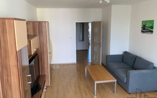 Pronájem Byty 3+1 Praha U jezera 80 m²