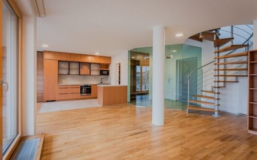 Pronájem Byty 4+kk Praha Na návsi 114 m²