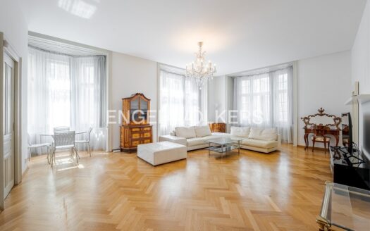 Pronájem Byty 3+1 Praha Valentinská 130 m²