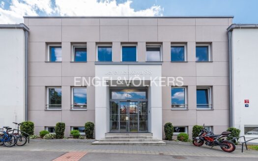 Pronájem Komerční Kanceláře Praha Jeremenkova 34 m²