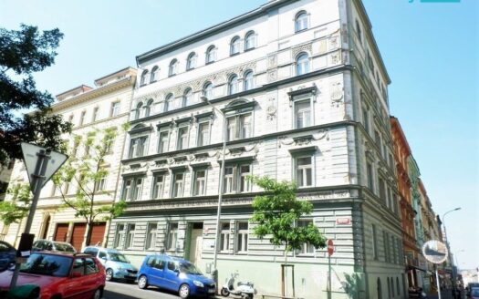 Pronájem Komerční Kanceláře Praha Domažlická 22 m²