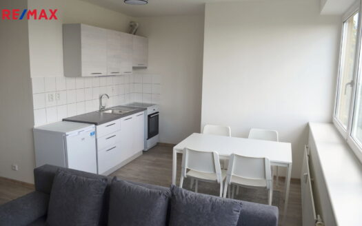 Pronájem Byty 1+kk Praha Vřesová 34 m²