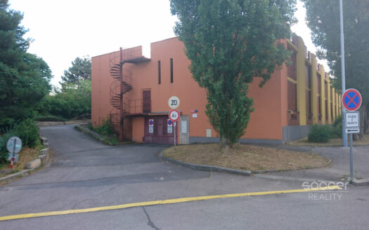 Prodej Garáže, 18 m² – Praha, Stodůlky, ulice Nušlova