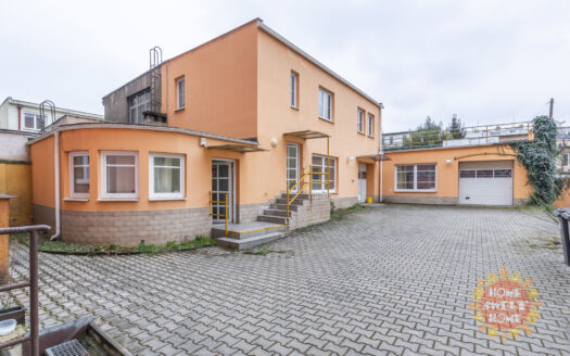 Pronájem Komerční Kanceláře Praha V olšinách 220 m²