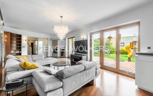 Pronájem Domy Vily Praha Nad Podbabskou skálou 315 m²