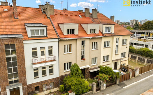 Prodej Domy Činžovní domy Praha V rovinách 470 m²
