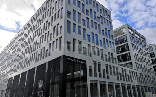 Pronájem Komerční Kanceláře Praha Generála Píky 203 m²