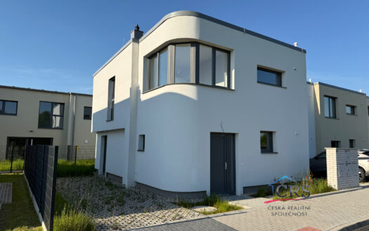 Prodej Domy Rodinné domy Praha Denivková 105 m²