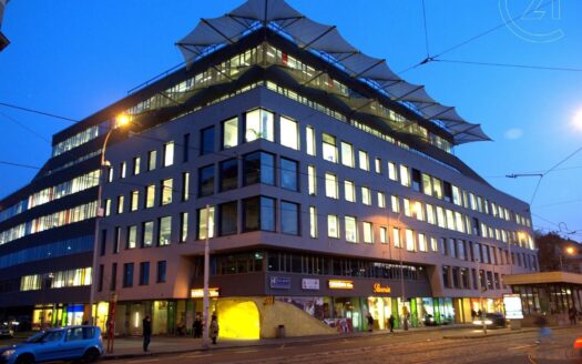 Pronájem Komerční Kanceláře Praha Nádražní 239 m²
