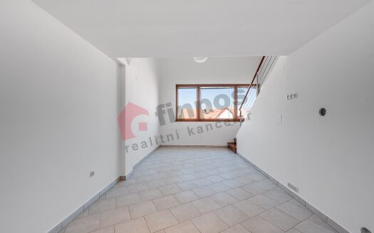 Pronájem Byty 3+kk Praha Na Radosti 105 m²
