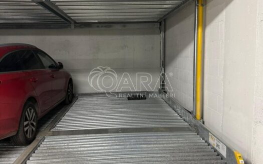 Pronájem Garážová stání, 12 m² – Praha, Modřany, ulice Komořanská