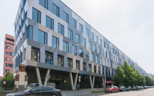 Pronájem Komerční Kanceláře Praha Jankovcova 600 m²