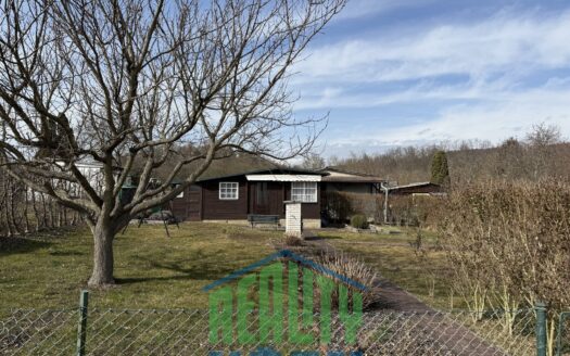 Pronájem Domy Chaty Praha Na Pučálce 20 m²