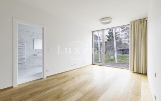 Pronájem bytu 4+kk, 212 m² – Praha, Smíchov, ulice Holečkova