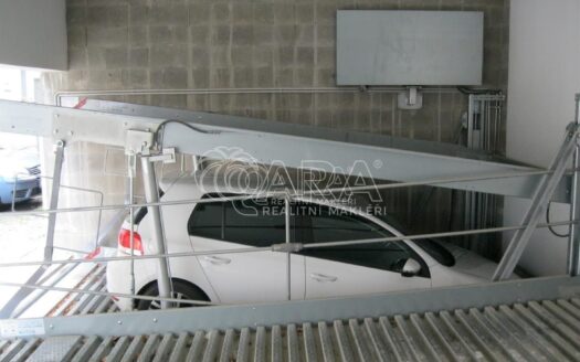 Pronájem Garážová stání, 15 m² – Praha, Vinohrady, ulice Voroněžská