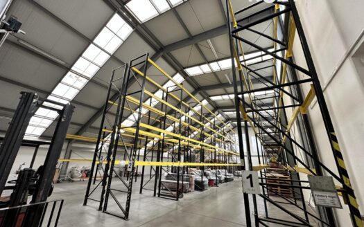 Pronájem Komerční Skladové prostory Praha Libušská 783 m²