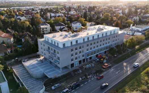 Prodej Komerční Obchody Praha Českobrodská 100 m²