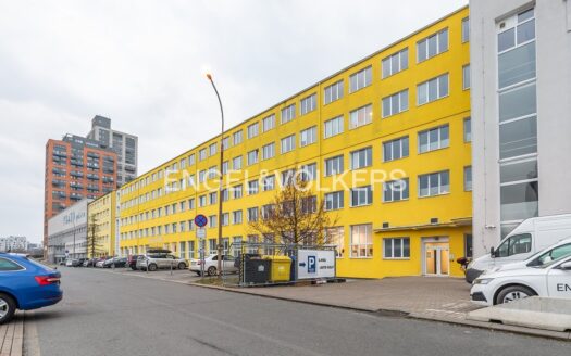 Pronájem Komerční Kanceláře Praha Ocelářská 516 m²