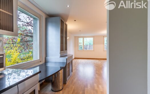 Prodej Byty 3+kk Praha Zárybská 87 m²