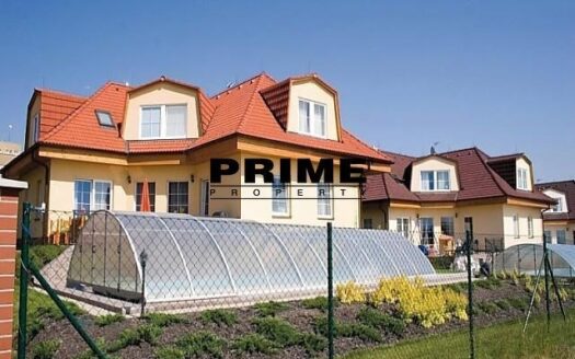 Pronájem Domy Rodinné domy Praha Nad Helmrovkou 255 m²