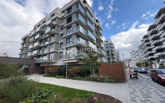 Pronájem bytu 1+kk, 32 m² – Praha, Třebonice, ulice Thomasova